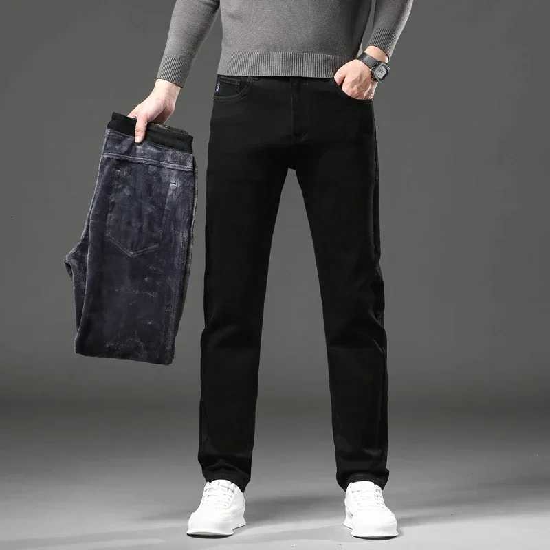 Winter Thickened Warm Male Plush Trousers Brand Clothes Mens Fleece Jeans Straight Slim Stretch Fashion Business Denim Pants W250905