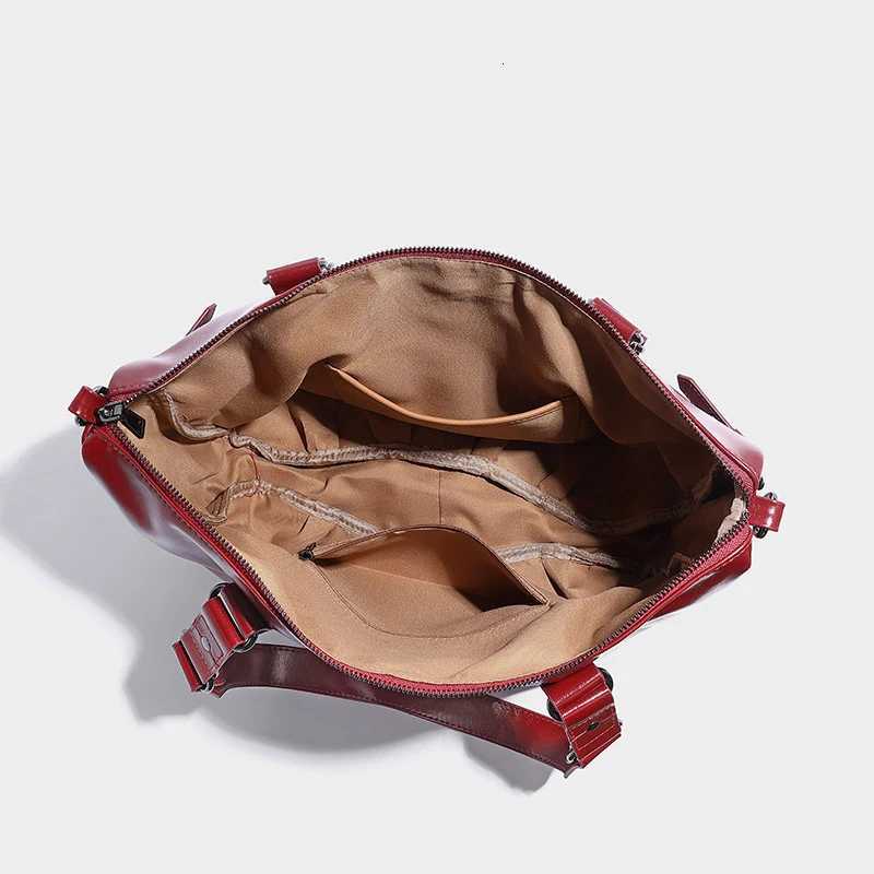 Decor Design Vintage Womens Handbag Fashion High End Laceup Punk Motorcycle Bag Ladies Large Capacity Travel Bag Z250903