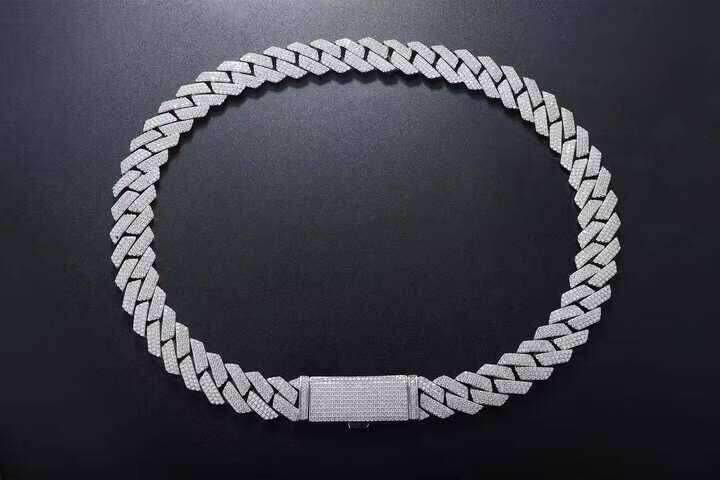 Custom VVS Moissanite Dia Cuban Chain for Men IGI GRA Certified Sier Necklace with Gold Plated Finish Streetwear