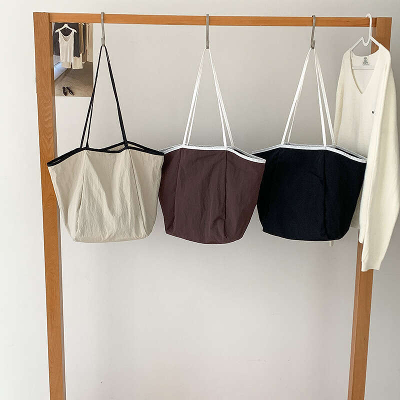 Korean Fashion Nylon Tote for Women 2025 Autumn Winter New Color-Block Casual Versatile Large Capacity Shoulder Bag
