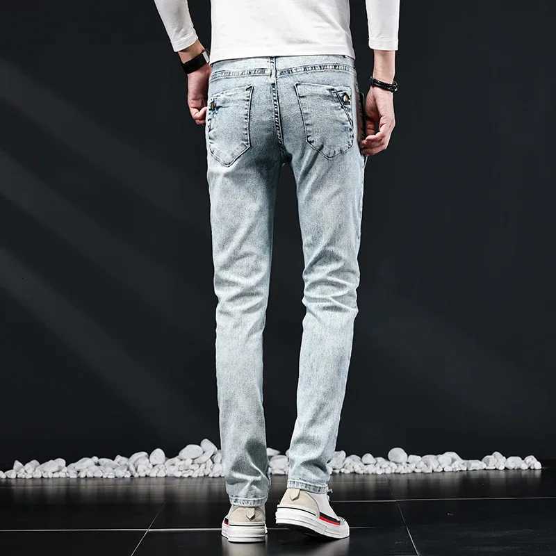 Slim Skinny Jeans Men New Elastic Korean Design Fashion MultiButton Blue White Vintage Wash Cotton Stretch Denim Pants Trousers W250905