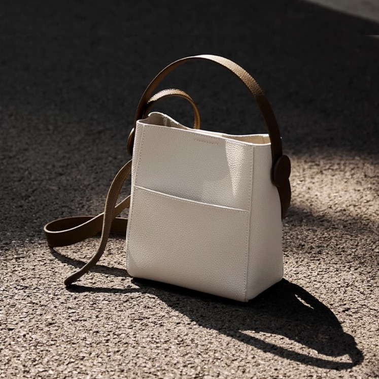 New Women s Crossbody Bag Fashionable Autumn New Designer Bag Minimalist Contrasting Color Bucket Bag Women s Shoulder Bag