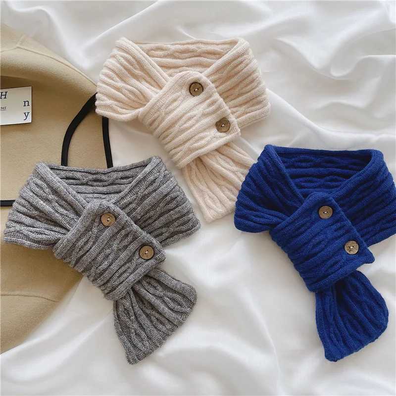 Korean Women Cross Scarf Solid Color Kintted Woolen Scarves Fashion Girl Short Neckerchief Winter Windproof Warm Neck Collar XJ250905