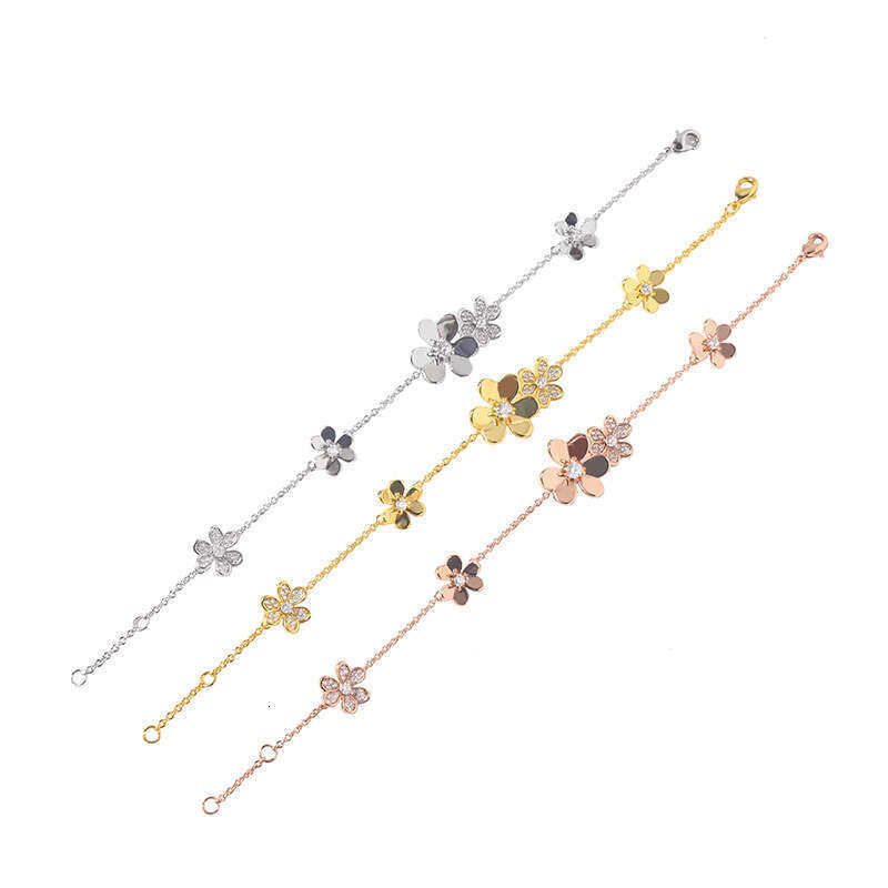 08Jewelry New Large and Small Lucky Clover Inlaid Dia Multi-Flower Bracelet Three Colors Available