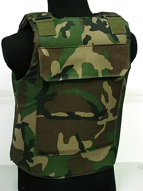 Tactical Vest Armored Bulletproof Vest Outdoor CS Game Paintball Shooting Air Gun Tactical Body Armor Hunting Equipment 250905