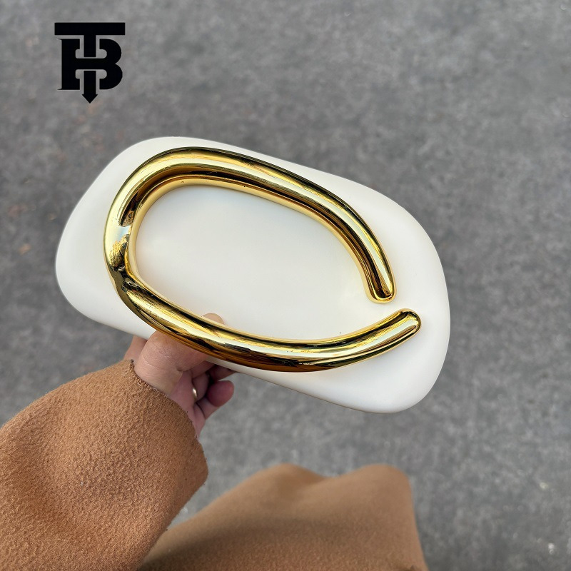 TB BHULAMTE Designer Bag Luxury Bag European And American Retro Niche Wine Red Metal Box Small Square Bag Party Versatile Phone Clutch Crossbody Small