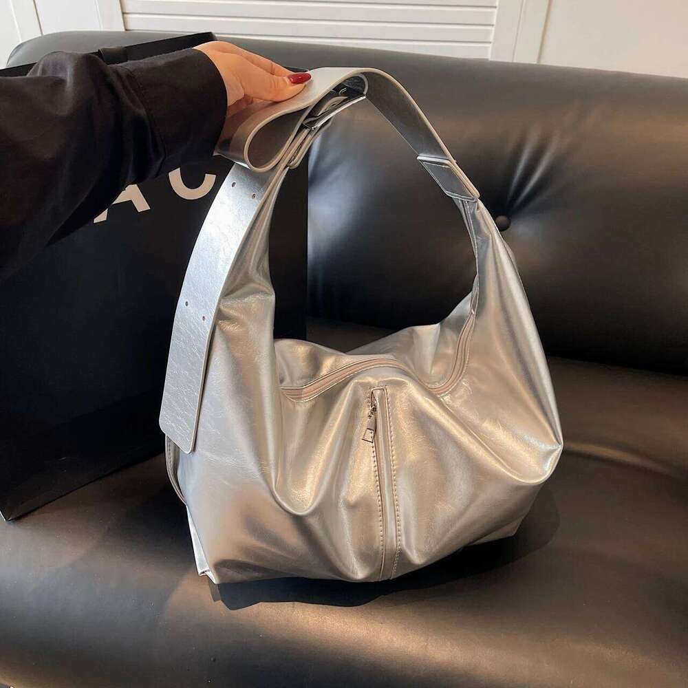 Slarge Capacity PU Leather Shoulder Women Big Sier Crossbody New In 2025 Solid Simple Hobos Bags Female Packages