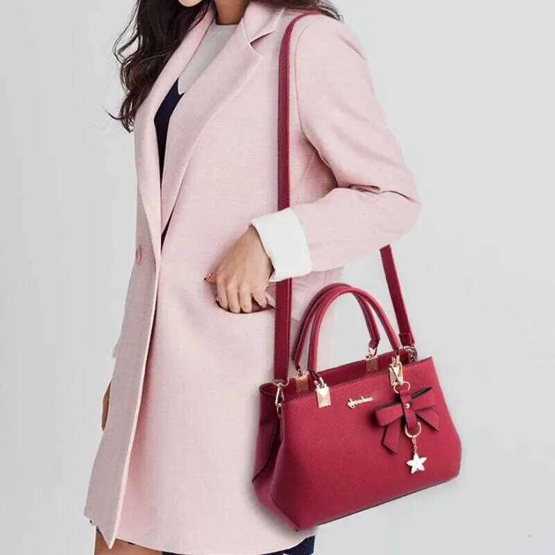 New Elegant Shoulder Bag For Women Designer Handbags Female Bags Plum Bowknot Sweet Messenger Crossbody Ba241022