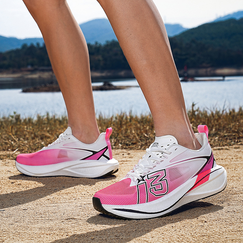 Unisex Outdoor Training Athletic Shoes New Breathable Comfortable Lightweight Running Shoes Plus Size 36-45 Free Shipping