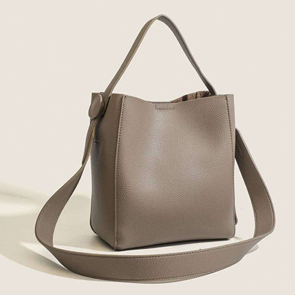 Women Shoulder Bags PU Leather Wide Strap Message Handbag Soft Casual Bucket Large Capacity Simple Multi-function Tote