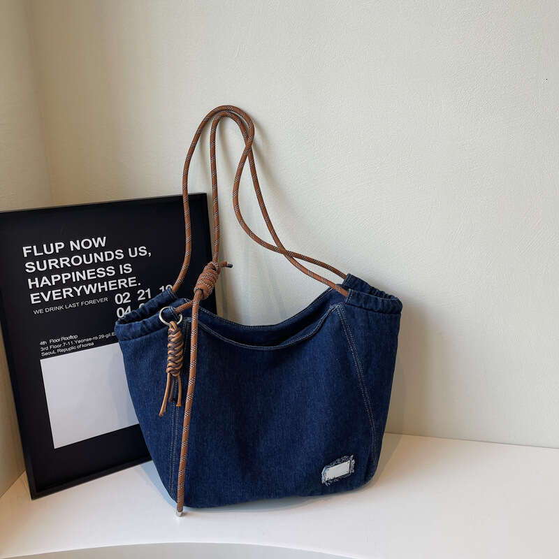 Large Capacity Tote Casual Washed Denim 2025 New Trendy Korean Version Versatile Shoulder Bag Designer Bags for Women