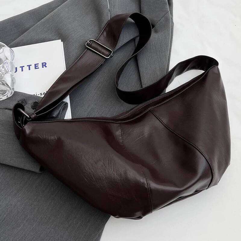 Women's Banana Crossbody Bag Aesthetic Coffee Lacquer Large Female Handbag Oil Wax Leather Lovers' Half Moon Shoulder Bags