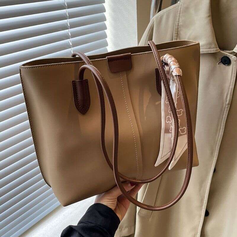 Tote Women's 2024 New Trendy And Fashionable Korean Commuter Versatile Instagram Large Capacity One Shoulder Bag