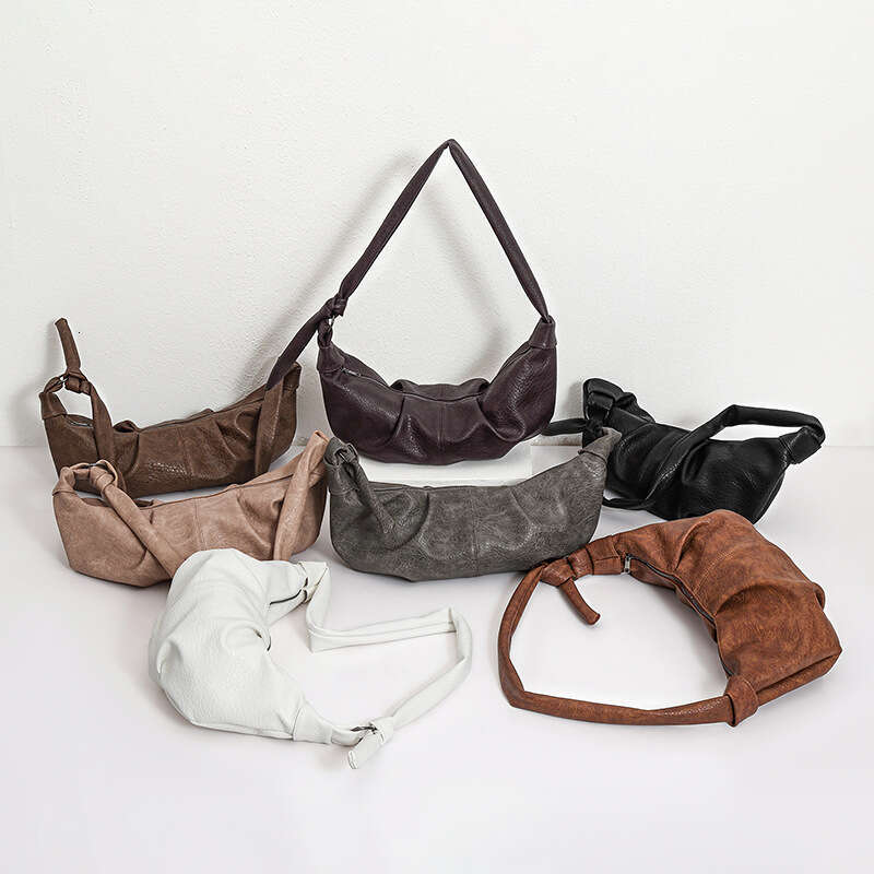 2025 Lazy Casual Versatile Horn Single Shoulder Crossbody Korean Style Large Capacity Soft Leather Sweet Cool Dumpling Bag