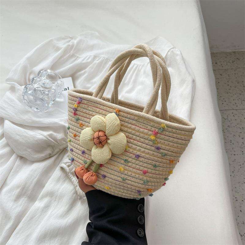 New Handbag 2025 Summer Handheld Women's Niche Design Casual Woven Bag