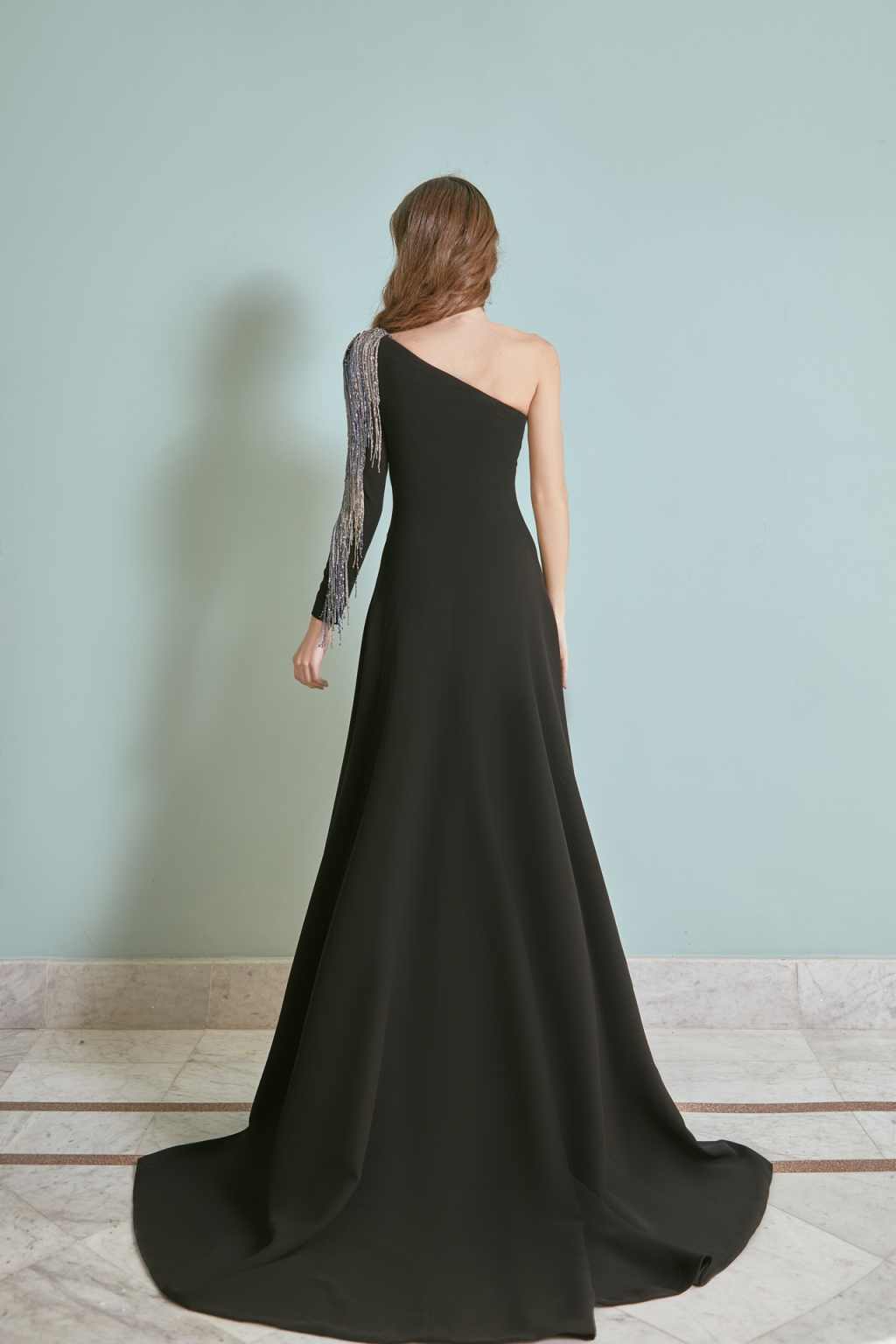 Luxury Sexy Women's Evening Dresses One-Shoulder Long Sleeve Shiny Tassel High Split Long Dresses Show Runway Party Banquet Customized