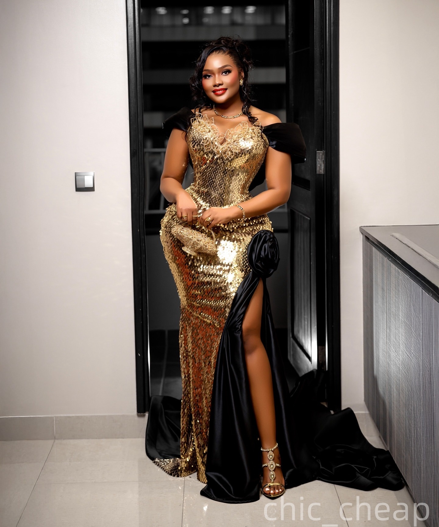 Aso Ebi Mermaid Gold Black Prom Dresses 2025 Sequined Crystals Sparkly Evening Formal Party Second Birthday Engagement Gowns Plus Size Dress For Speci