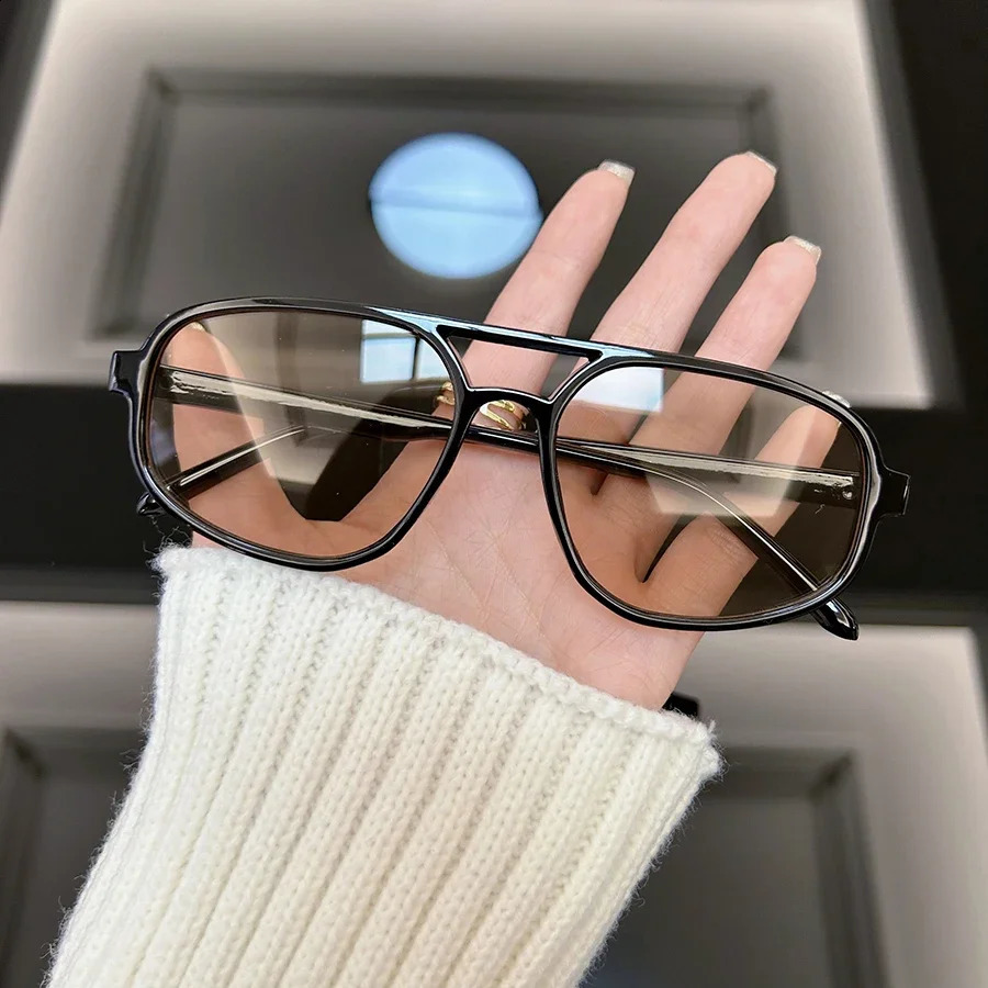 Fashion Square Sunglasse Men Vintage Mirror Sun Glasses Female Male Classic Retro Outdoors Gafas De Sol 250828