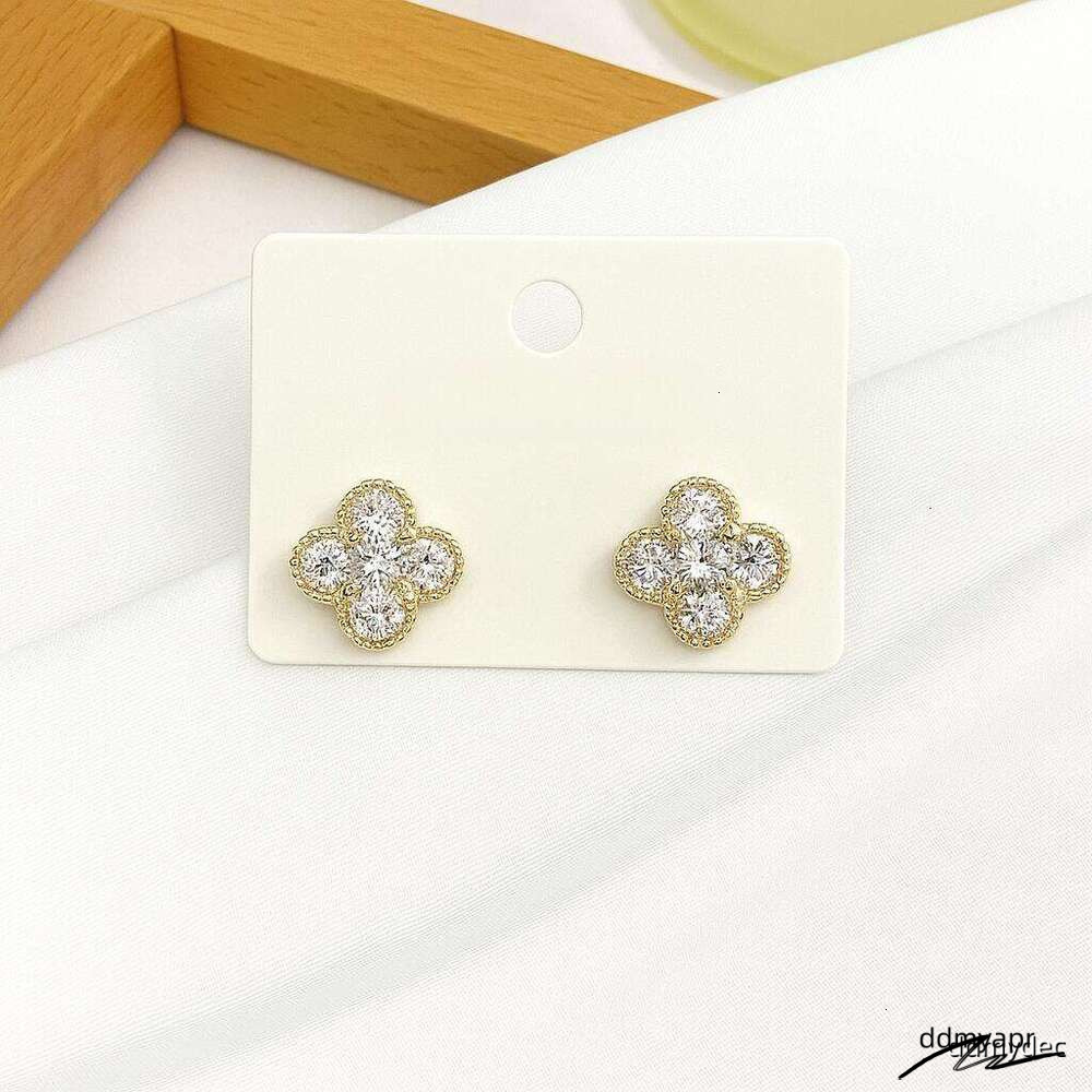 Four-Leaf Clover ddmydec Shiny Stud Earrings ddmydec