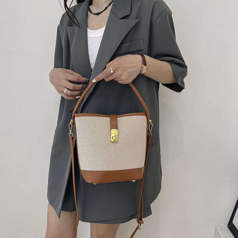 Women's 2025 New Trendy Fashion Handheld Bucket Niche Design Color Block Shoulder Crossbody Bag