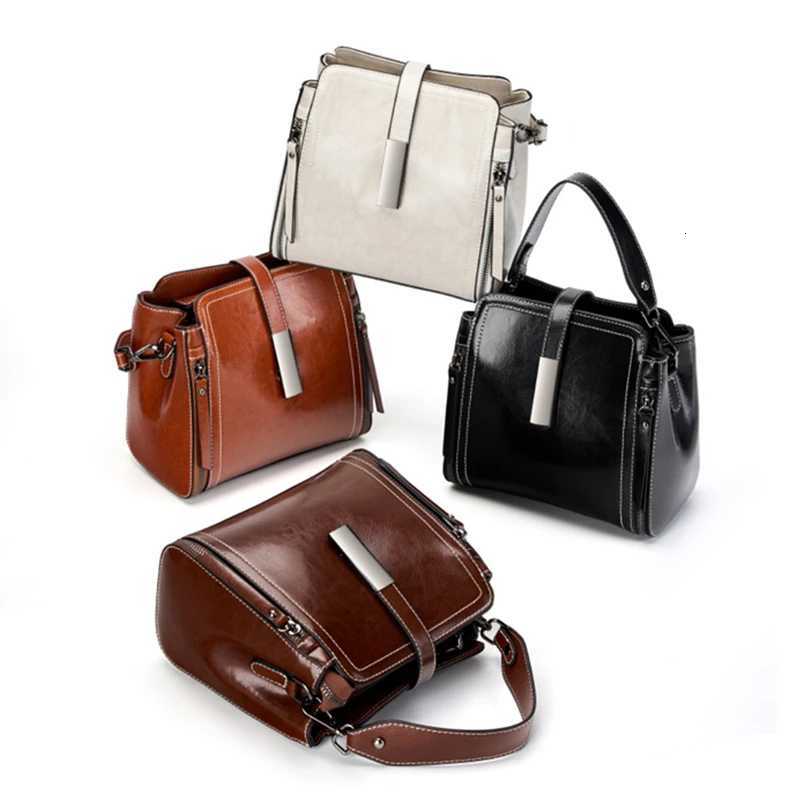 Toptrends Vintage Cow Genuine Leather Bucket Small Shoulder Crossbody Bags For Women 2025 Designer Bucket Ladies Handbags Z250903