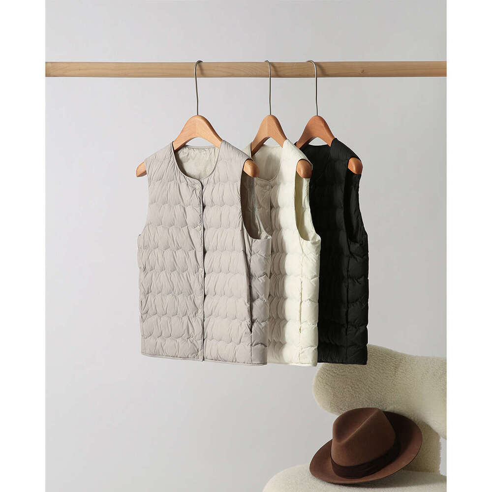 Lightweight Airy Goose Super Warm Layering Vest Round Neck Convertible V-Neck Sleeveless Down Jacket Women's Clothing B5