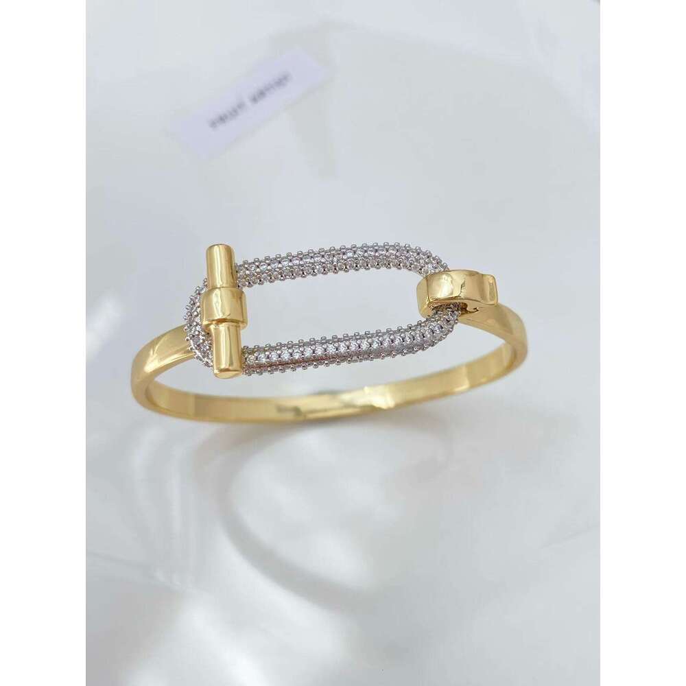 New Horizontal Bar OT Series Pig Nose Light Copper Inlaid Zircon Bracelet Ring for Women