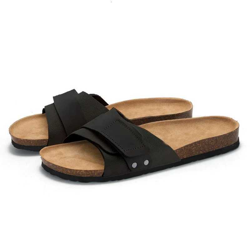 Mens Cork slippers breathable comfort sandals summer flip flops Muller outdoor anti slip shoes youth casual beach fashion W250905