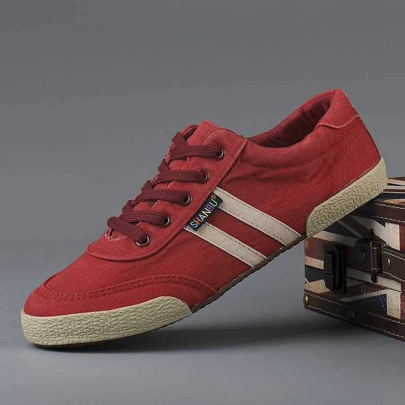 Classic Mens Vulcanized Shoes Mens Casual Shoes Comfortable Breathable Soft Male Hard Wearing Board Shoes Tenis Marculino Z250905