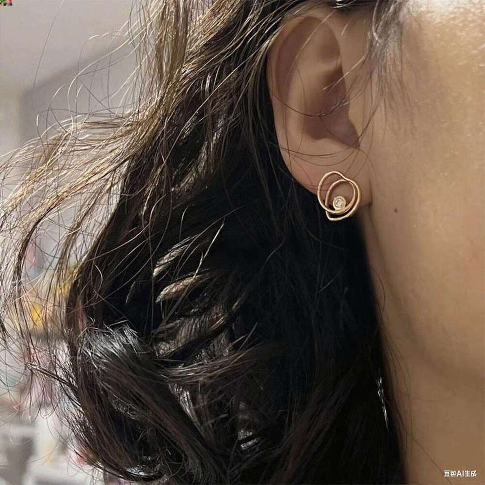 E6061 Simple Design Wrapped Zircon for Women Ins Commuting Daily Double Heart Stud Earrings Jewelry