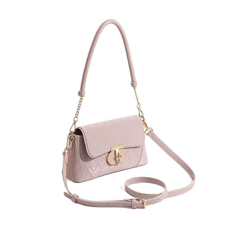 High-End Quilted Underarm for Women 2025 Spring New Chain Baguette Niche Versatile Shoulder Crossbody Bag