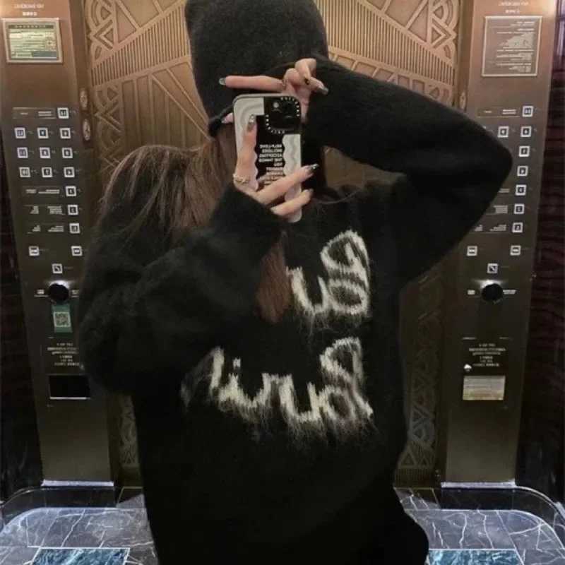 2025 Winter Women Monogram Jacquard Knitted Crew Neck Sweater with Graffiti Pullovers Long Sleeves Jumpers Autumn Woman Clothing Z250905