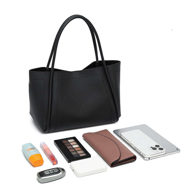 2025 Niche Commuter High-Quality Summer Fashion Versatile Large Capacity Crossbody Shoulder Handbag