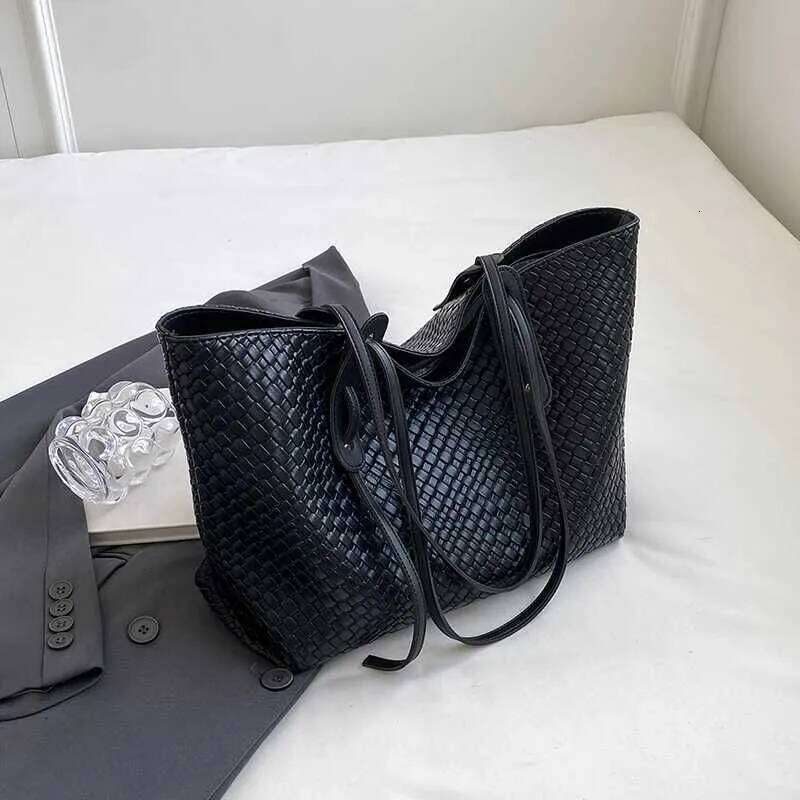 Large Capacity Handbags For Women 2023 Winter PU Leather Fashion Trend Shoulder Side Bag Vintage Shopper Shopping Office