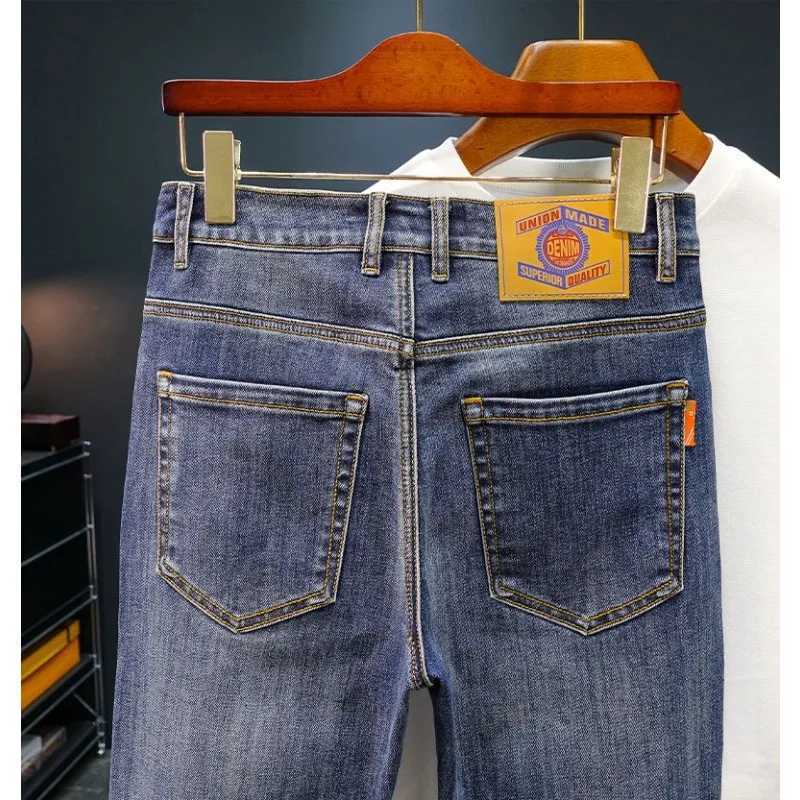 Mens Vintage American Style Slim Fit Jeans High End Trendy Casual Pants Smooths Your Silhouette Small Feet Autumn mens jeans W250905