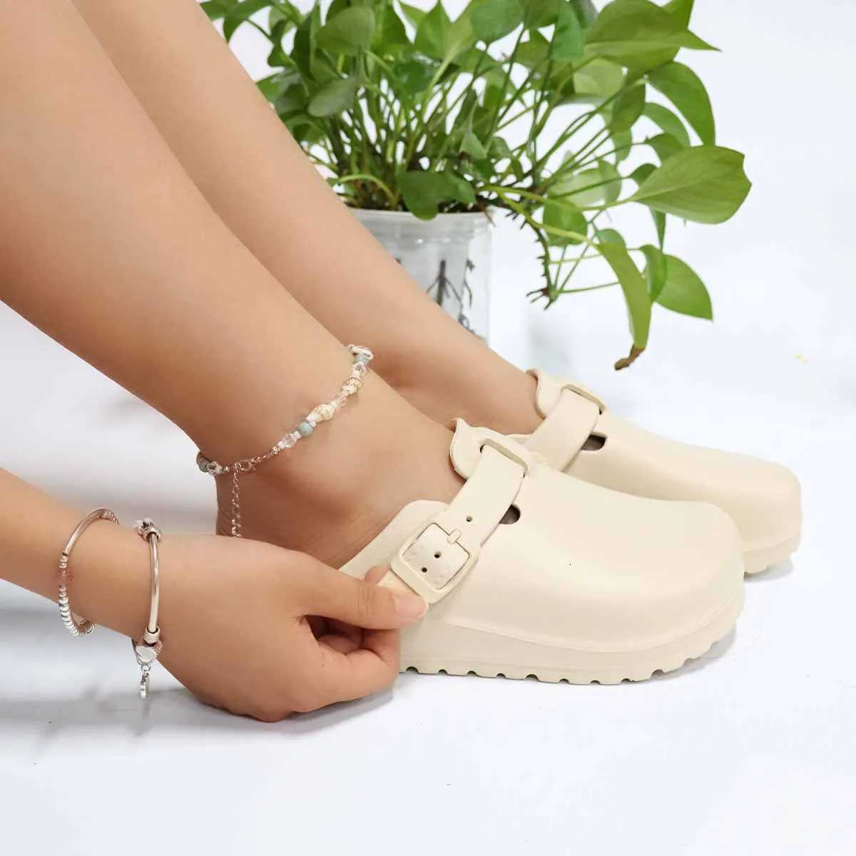 Summer Women Clogs Eva Beach Sandals Waterproof Slippers Casual Couple Mules Shoes W250905