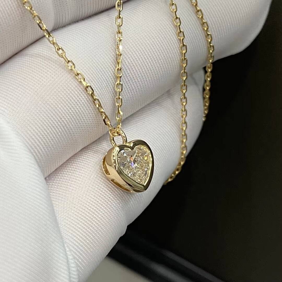18k Yellow Gold 2CT Heart Cut VVS1 Lab Grown CVD Diamond Necklace Women Jewelry