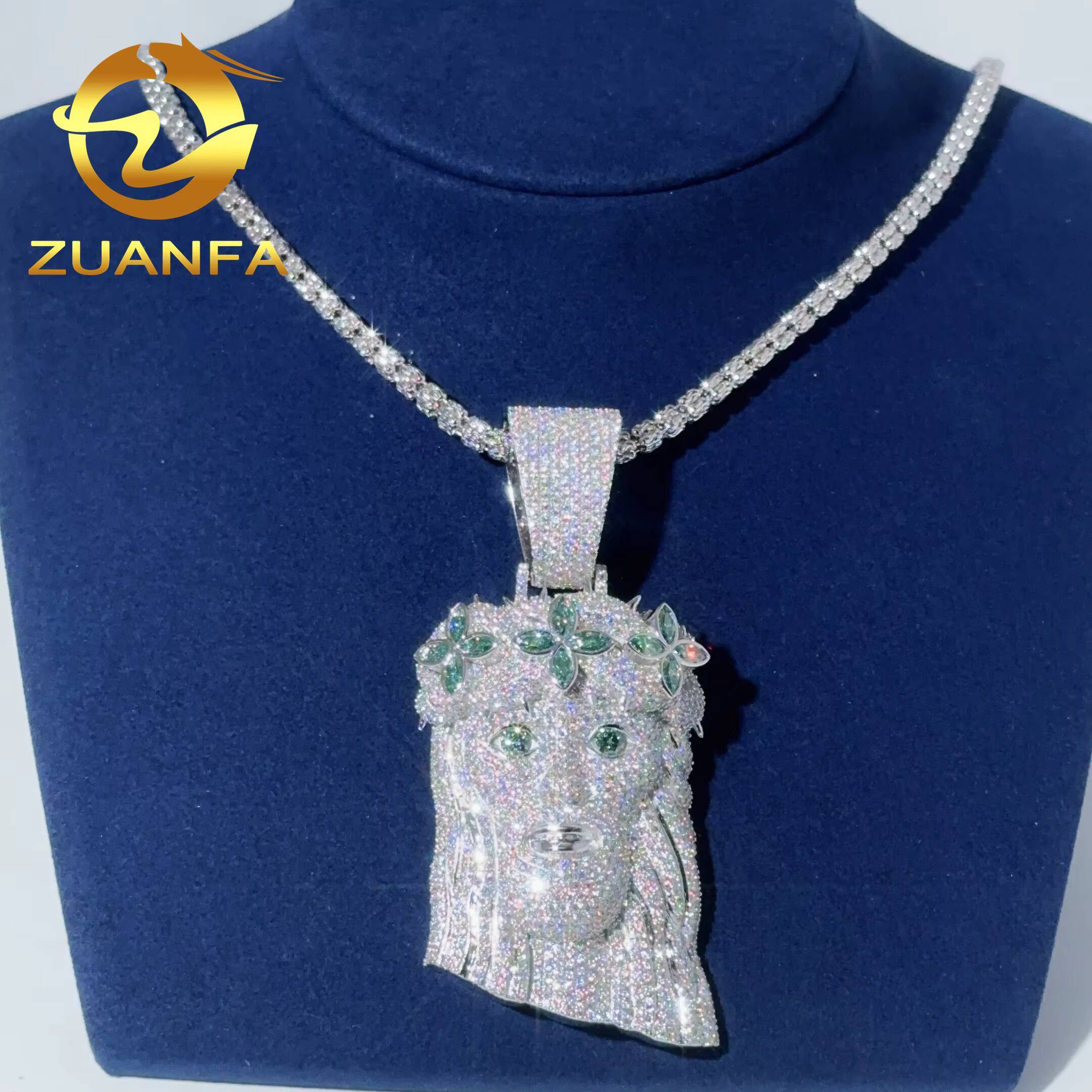 Fashion Jewelry Blue Green Moissanite Diamond Jesus Head Iced Out Custom Pendant 925 Silver Moissanite Hip Hop Head Pendant