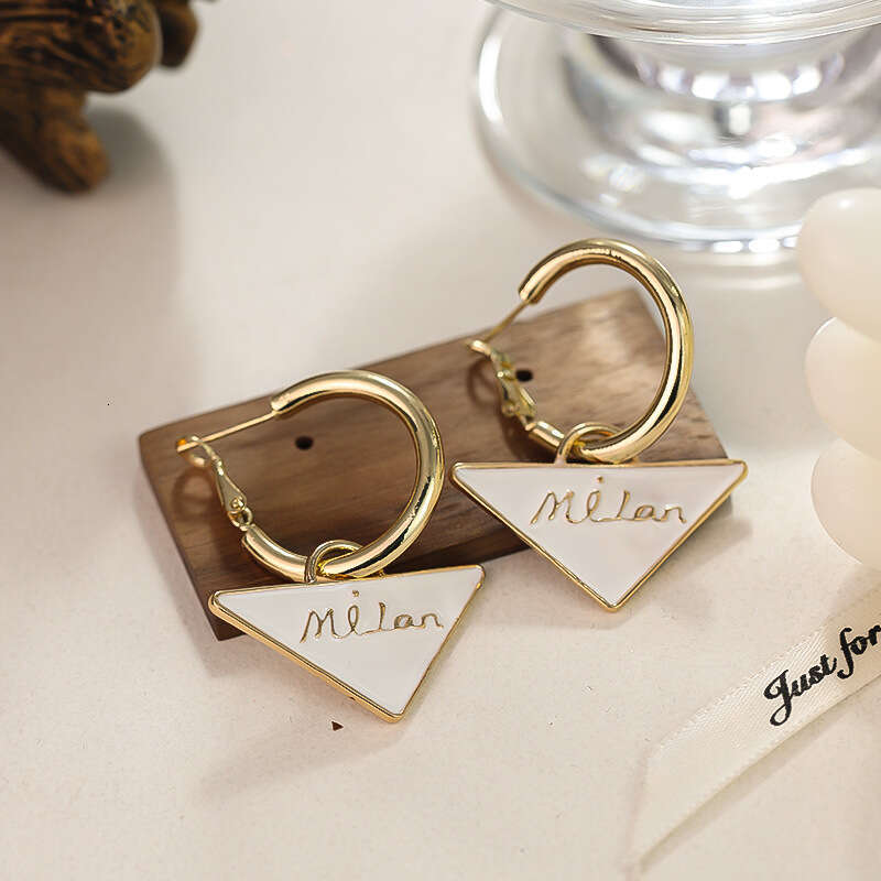 DH collections Oil Drop Triangle Letter Sier Needle French Style Elegant Design Sense Hoop Simple Versatile Earrings Trendy
