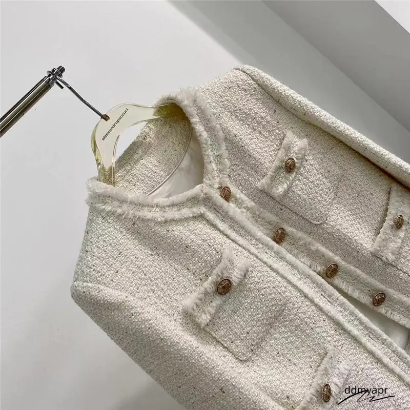 Womens Jackets White Tweed Ddmydec Short Jacket Women Fashion Elegant Oneck Single Breasted Highend Coat Fall Winter Warm Office Lady Casual Outwear 2