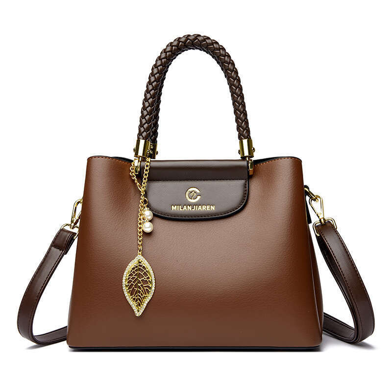 Large Capacity Women's 2025 New Versatile Fashion Solid Color Shoulder Bag High-end Sense Elegant Commuter Handbag