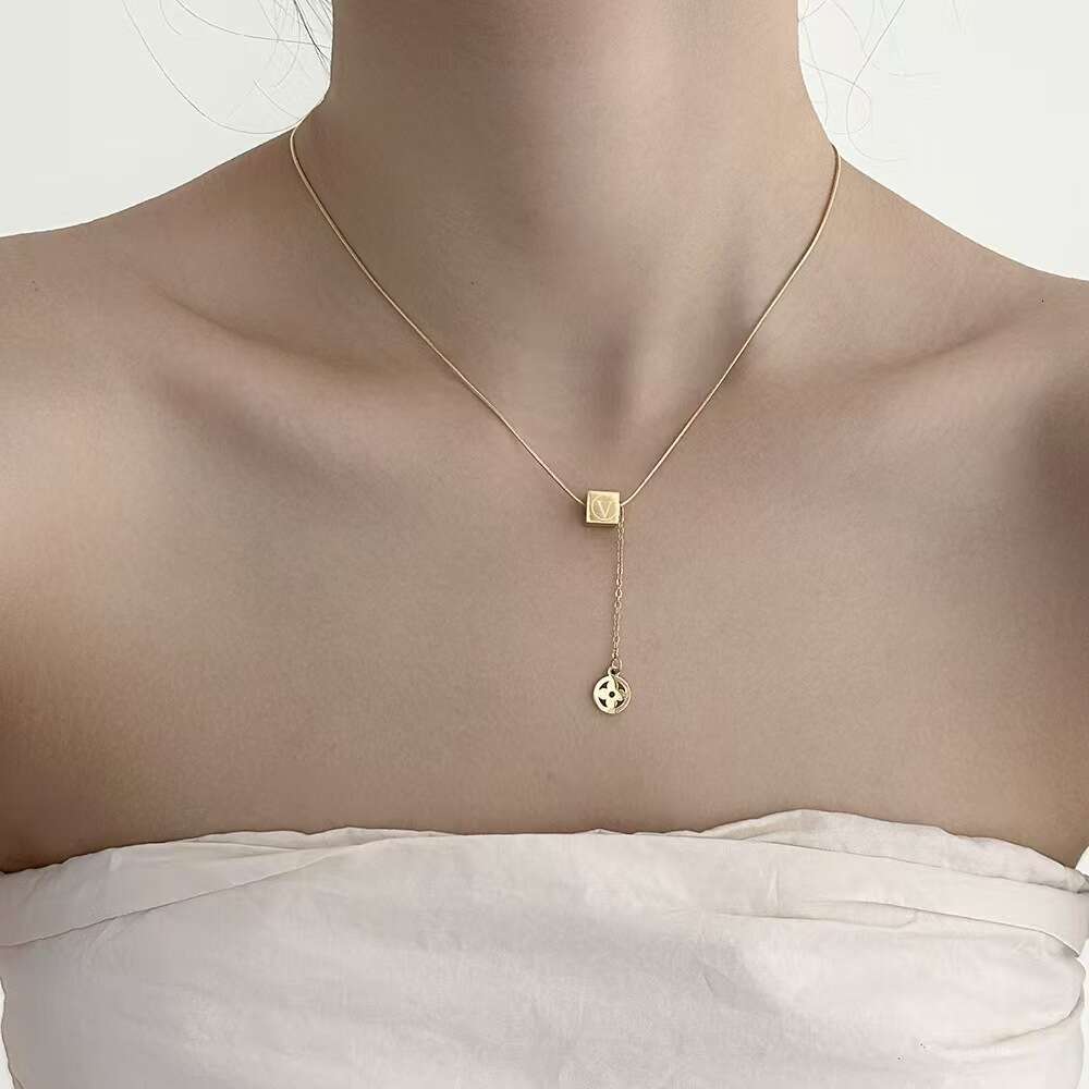 DHcollections Women's Cute - style Stainless Steel Jewelry with Geometric Elements for 2025 Spring