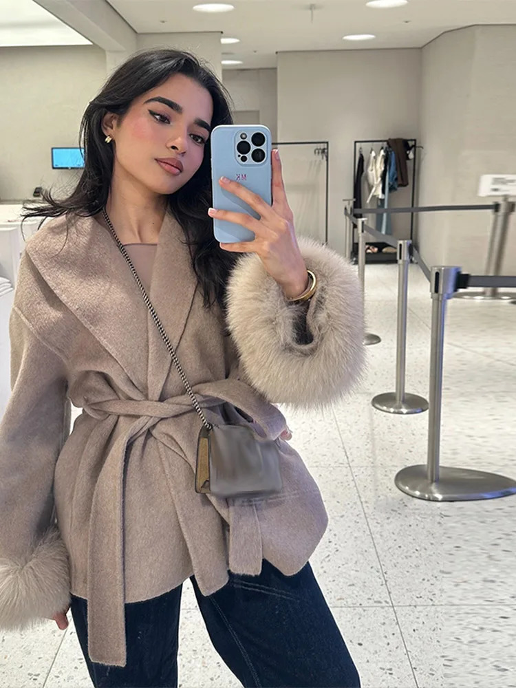 LaceUp Short Overcoat Womens Coat Office Lady Elegant Woolen Furry Patchwork Long Sleeve Coats 2025 Loose Cardigan Jackets 250905