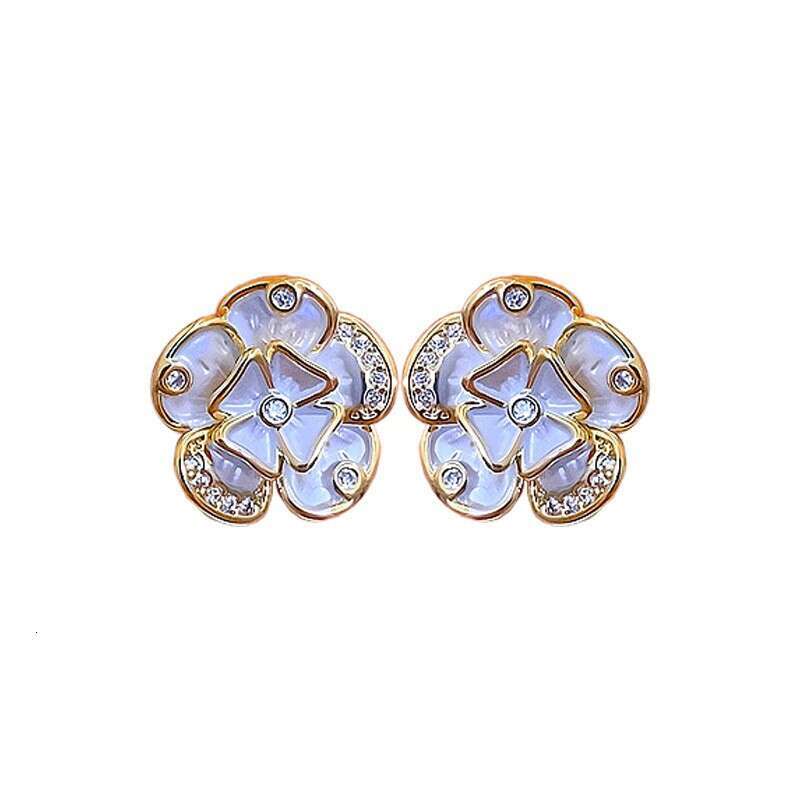 DH collections Exquisite Flower Shaped Ear Piercing - Friendly Stud Earrings for Women H260129