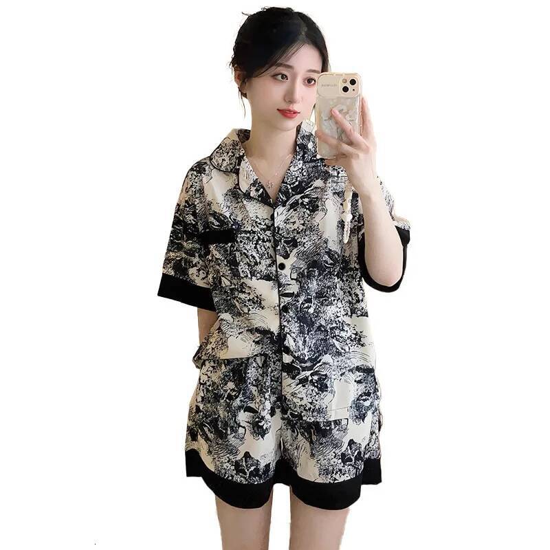 2025 Summer New Women's S Ice Silk Pajama Home Set, Girls' design Short Sleeves, Ink Painting, High End, Lace Edge Designer Home Set