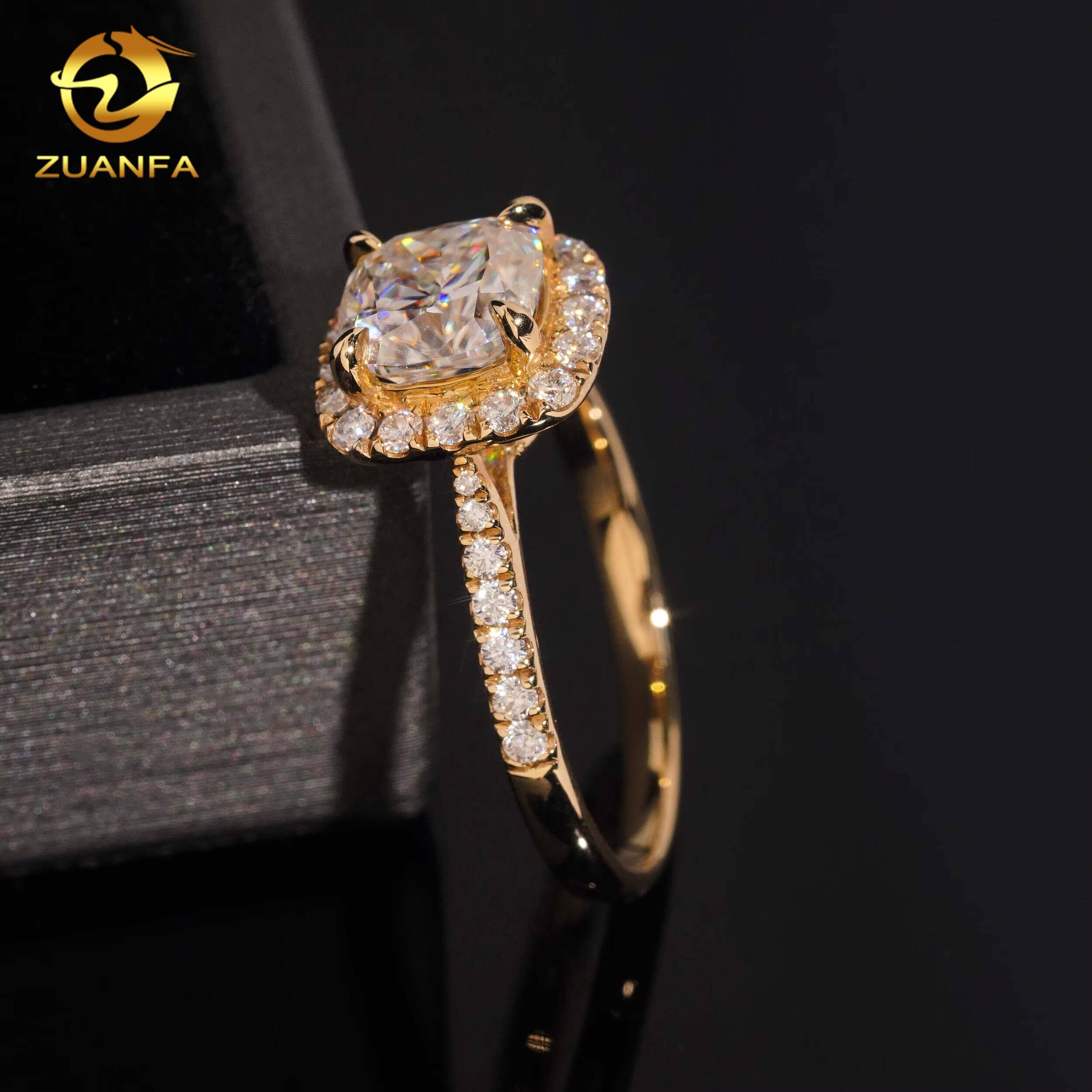 Wholesale Price 14K Yellow Gold Halo Design Cushion Diamond Moissanite Engagement Ring for Women