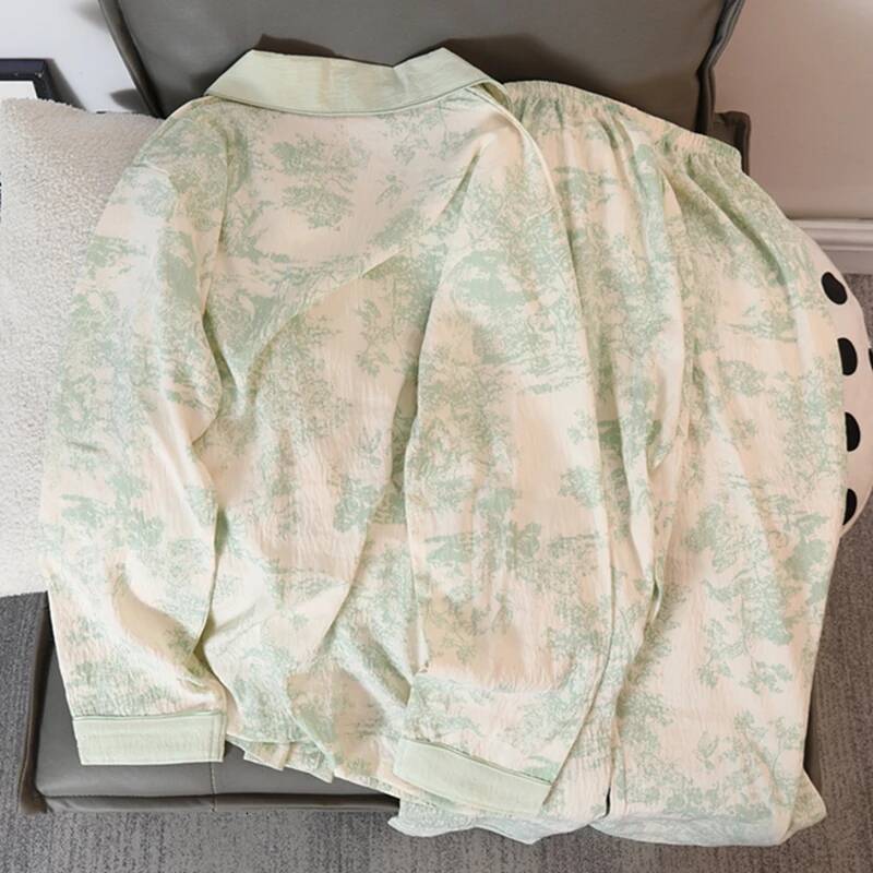 2025 New Chinese Ink Printed Women's Pajamas Retro design Leisure Spring New Two Piece Set Women's S Pajamas Designer Simple Fashion Pajamas