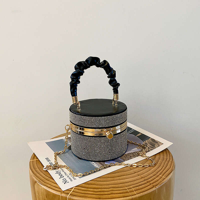 New Style Personality for Women Trendy Simple Mini Shiny Diamond Fashion Bucket Versatile Pleated Chain Shoulder Crossbody Bag