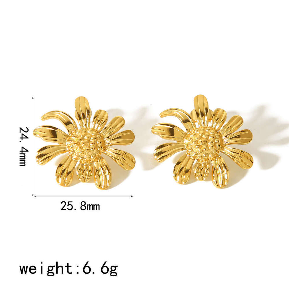 DHpet Hot Selling Titanium Steel High-End Necklace Pendant Set Gold Suower Small Daisy Earrings Ring
