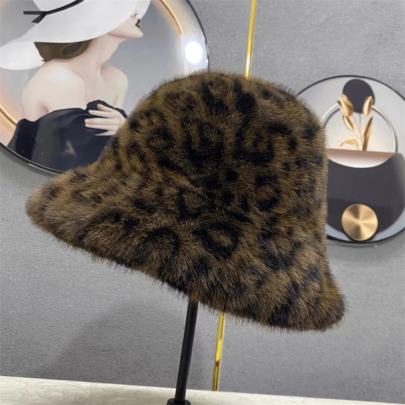 Free shipping new classic leopard print fisherman hat womens winter fashion versatile thick fur warm women hat